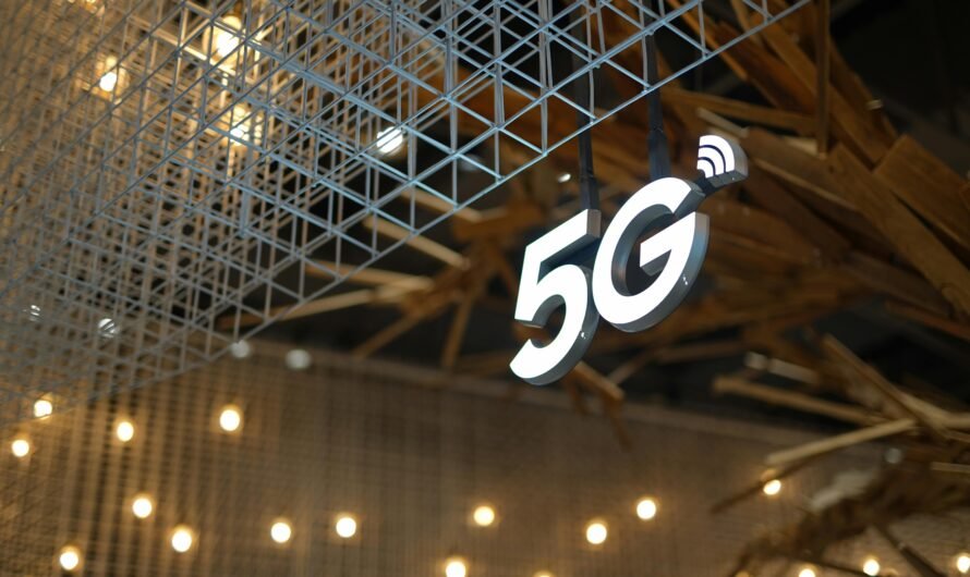 What Your Phone’s 5G+ Means and Why It Matters