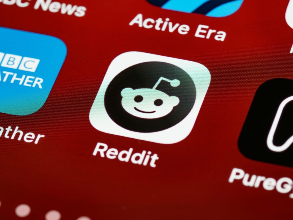 Reddit will experiment with AI-driven search results